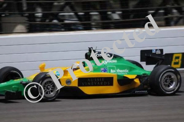 Indy010